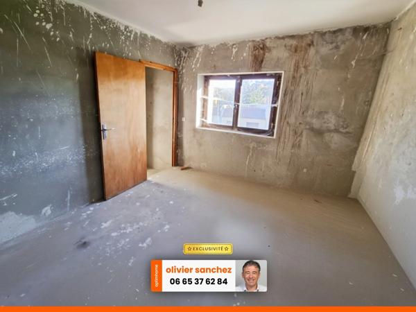 SAINT GENES CHAMPANELLE