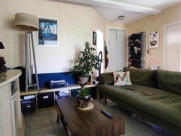 A VENDRE - LA ROCHELLE - Appartement 2 pièces - Terrasse - Parking - Cave
