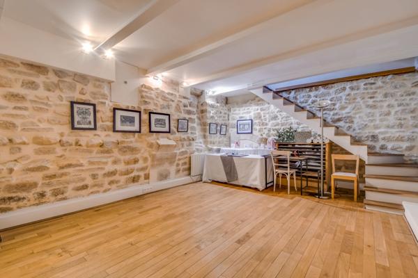 Paris (75003) MARAIS Paris 3ème - Appartement 2 pièces 52 m2 / Atelier / Local d'activité dans le Marais Paris 3 ème