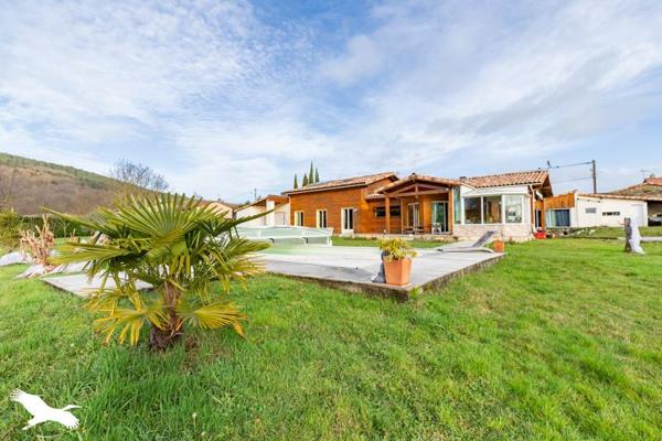 Maison à vendre |  Aigues-Vives |  6 pièces | 188 m²