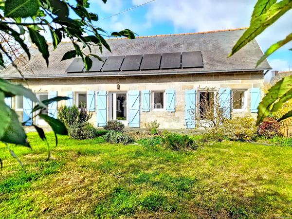 Longère en pierre, 6 pièces de 180 m2 à Quimper 29000