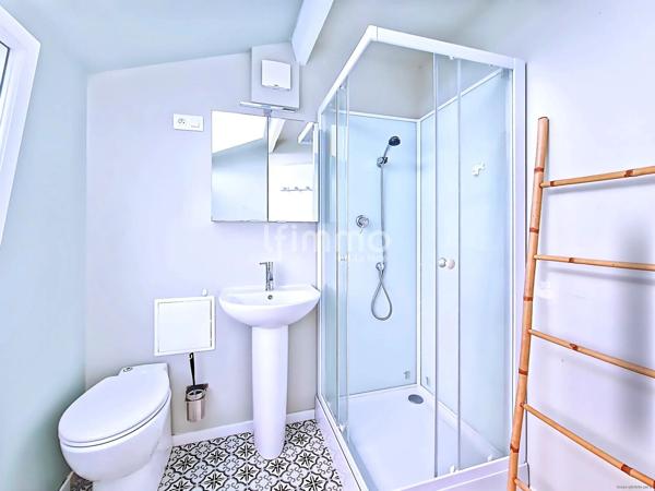 Longère en pierre, 6 pièces de 180 m2 à Quimper 29000