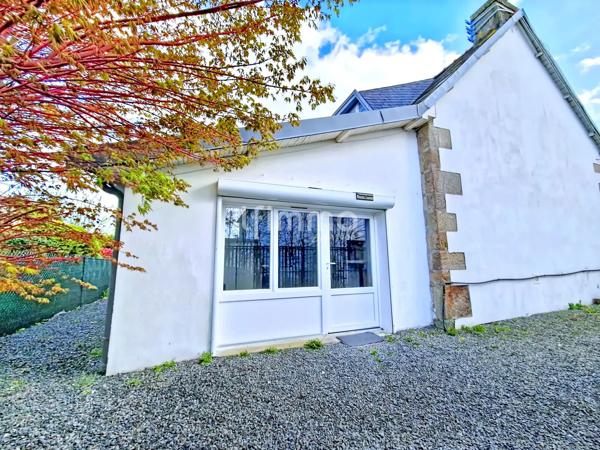 Longère en pierre, 6 pièces de 180 m2 à Quimper 29000