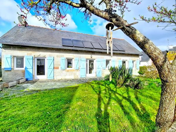 Longère en pierre, 6 pièces de 180 m2 à Quimper 29000
