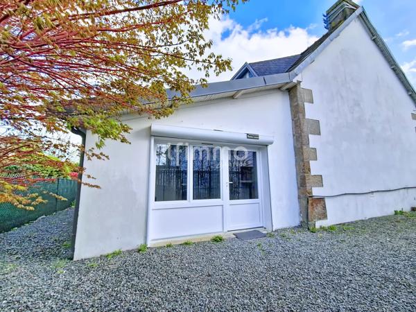 Longère en pierre, 6 pièces de 180 m2 à Quimper 29000
