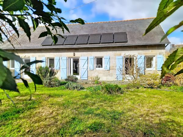 Longère en pierre, 6 pièces de 180 m2 à Quimper 29000