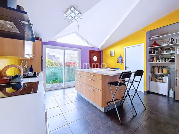 Longère en pierre, 6 pièces de 180 m2 à Quimper 29000