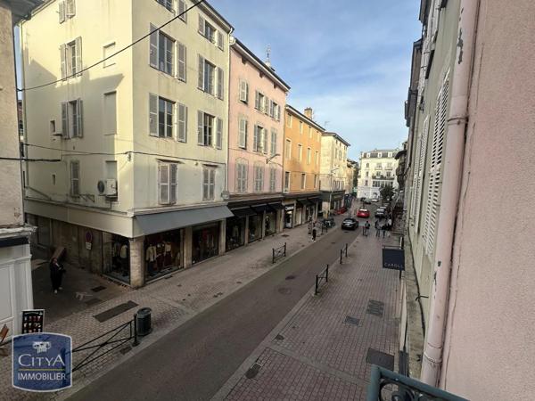 Appartement à louer 3 pièces 89.67m²