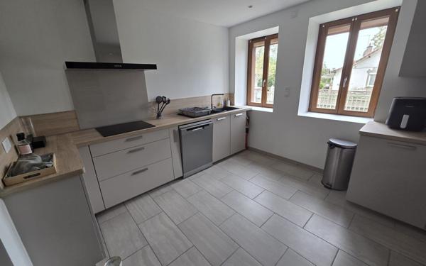 Maison à vendre    4 pièces •  Saint-Vallier