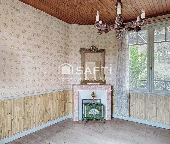 Lot de deux maisons à rénover sur grand terrain