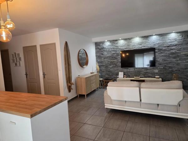 CUERS – Maison indépendante  3 chambres + studio – Quartier calme