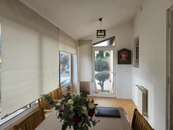 CUERS – Maison indépendante  3 chambres + studio – Quartier calme