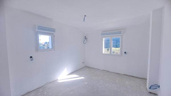 Maison mitoyenne à vendre à Casamozza- 3 pièces, 2 chambres