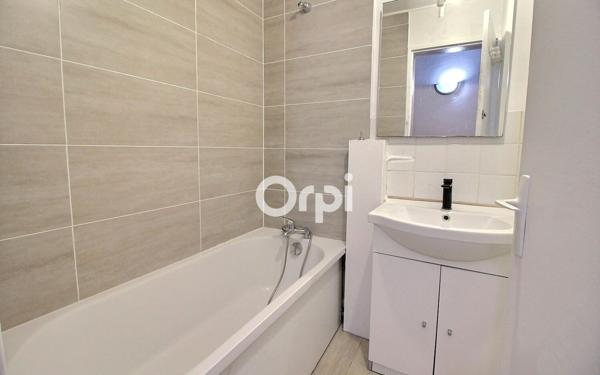 Appartement à vendre    3 pièces •  Viry-Châtillon