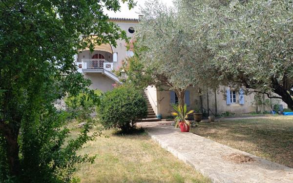 Maison à vendre    7 pièces •  Saint-Ambroix