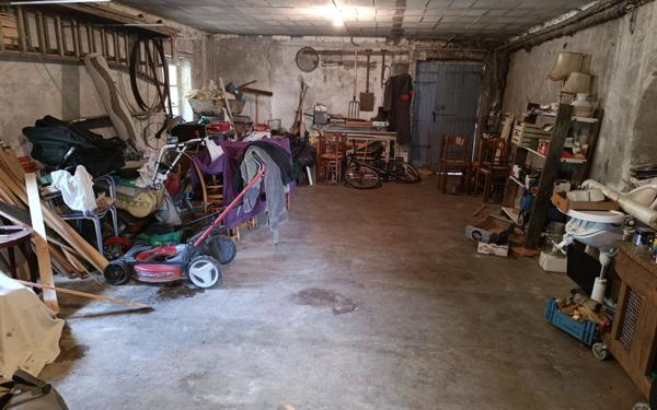 Maison à vendre    7 pièces •  Saint-Ambroix