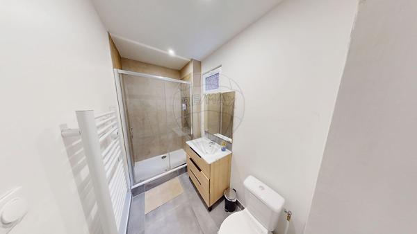 Local d’activité  en vente - Portes de Paris