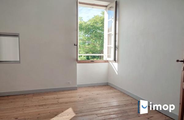 Belle maison ancienne avec 4 chambres et jardin