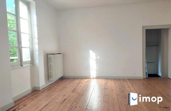 Belle maison ancienne avec 4 chambres et jardin