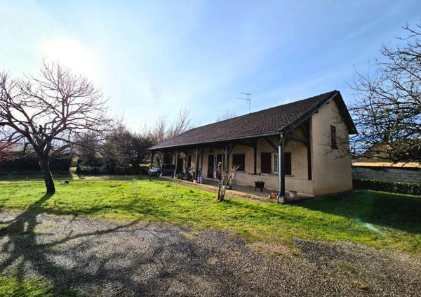 Propriété de caractère avec dépendances et fort potentiel