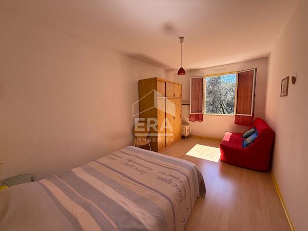 A VENDRE 13530 TRETS MAISON TYPE 6 DE 180M² PISCINE GARAGE SUR 7500 M² DE TERRAIN CABANON