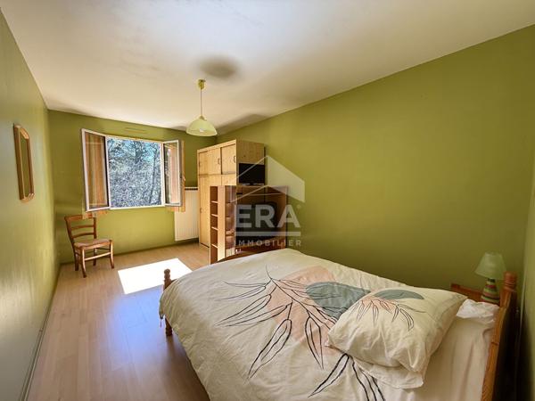 A VENDRE 13530 TRETS MAISON TYPE 6 DE 180M² PISCINE GARAGE SUR 7500 M² DE TERRAIN CABANON