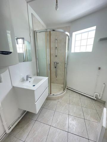 Appartement f2 + parking