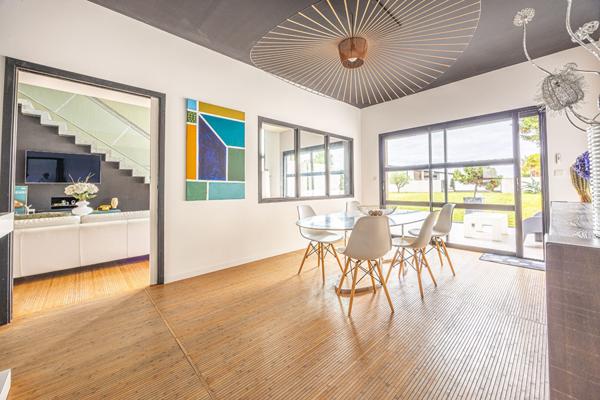 Maison contemporaine 5 chambres avec piscine et grand jardin à Niort