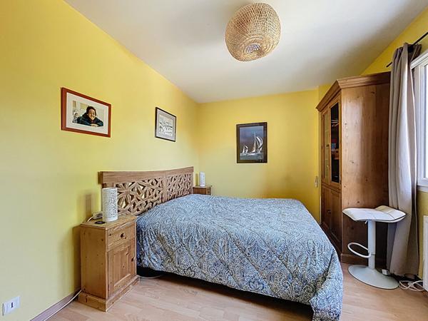 À VENDRE - Secteur Ménardière à St Cyr sur Loire - Maison familiale de 7 pièces sur un terrain de 1045m², PISCINE & SPA