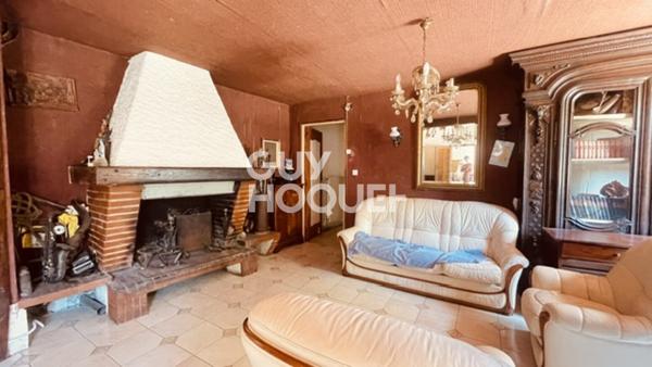 Minimes, Maison de plain pied avec travaux, cour, garage et cave