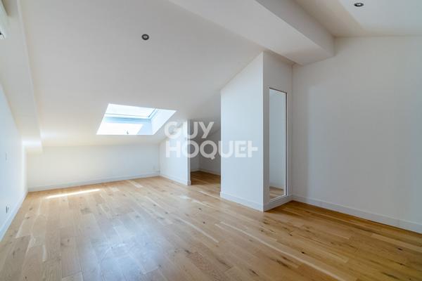 Croix de Pierre / La Pointe Appartement d'exception de 200 m² avec terrasses, jardin et stationnements