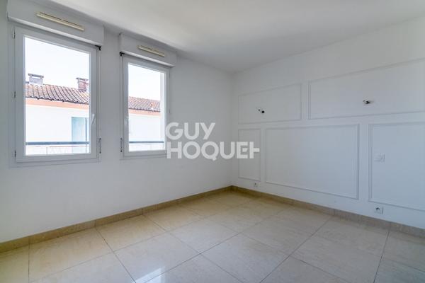 Croix de Pierre / La Pointe Appartement d'exception de 200 m² avec terrasses, jardin et stationnements