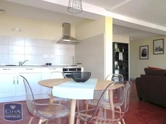 Appartement à louer 3 pièces 72.2m²