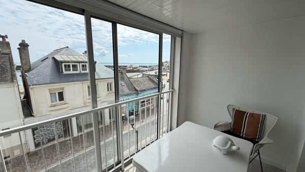 QUIBERON - Vente Appartement de 63 m² à 100 m de la Grande Plage