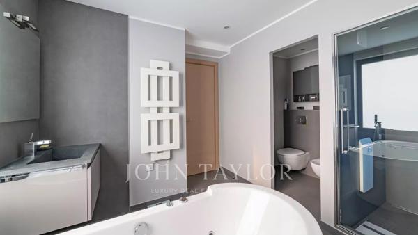 PROPRIETE CONTEMPORAINE AU PANORAMA UNIQUE