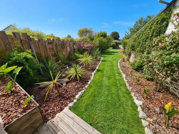Maison de ville T5 de 167 m² ? Vues mer & jardin clos arboré de 622 m²