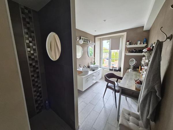 Maison de ville T5 de 167 m² ? Vues mer & jardin clos arboré de 622 m²