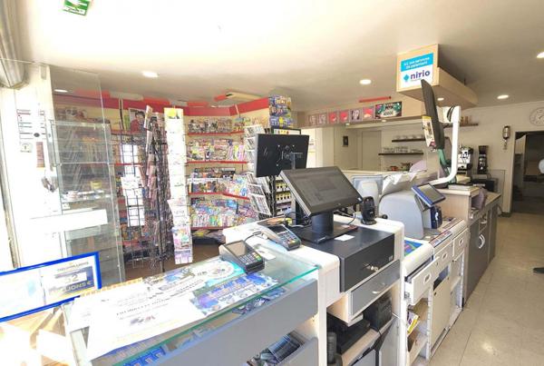 LA FERTE VIDAME -  Bar, Tabac, Presse, PMU, Loto, Presse, Jeux, Colis, appartement  4 chambres