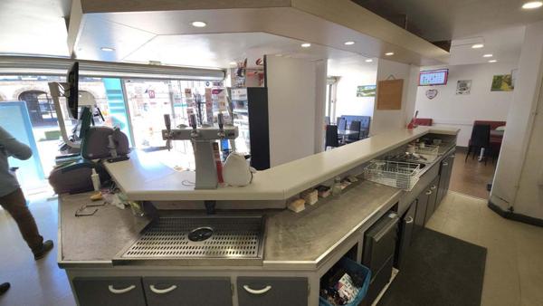 LA FERTE VIDAME -  Bar, Tabac, Presse, PMU, Loto, Presse, Jeux, Colis, appartement  4 chambres