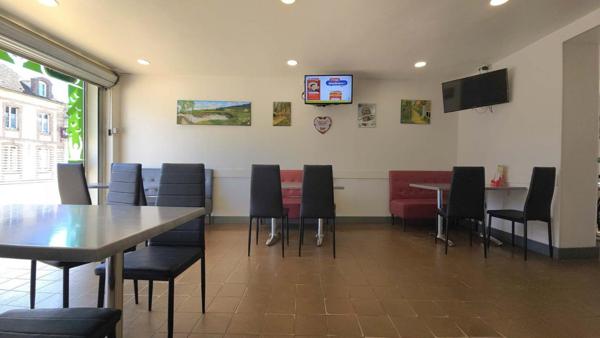 LA FERTE VIDAME -  Bar, Tabac, Presse, PMU, Loto, Presse, Jeux, Colis, appartement  4 chambres