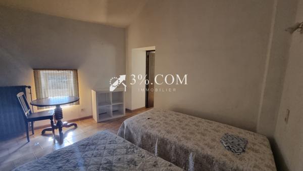 Propriete 16 pièce(s) 8 chambre(s) 450 m²