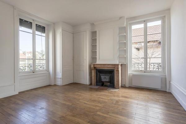 Maison bourgeoise au coeur de Montchat