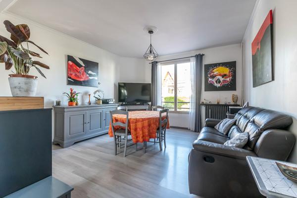 Maison Villiers Sur Marne 5 pièce(s) 105.39 m2