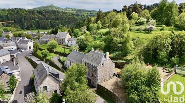 Maison 7 pièces de 142 m² à Fournels (48310)