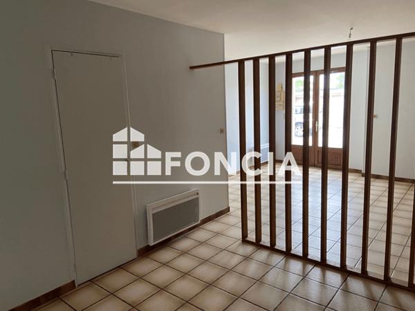 Location Studio 32.72 m² - 1 RUE DE TILLANCOURT Chateau Thierry 02400