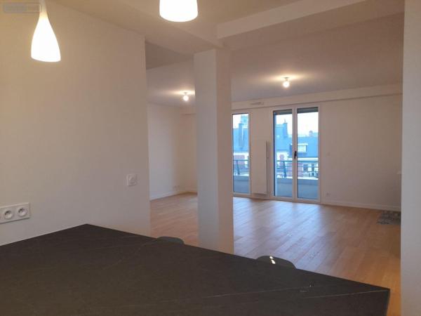 Appartement à rénover à louer à Rennes en Ille-et-Vilaine (35000), ref : 010/1927   
Centre Ville