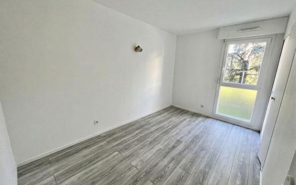 Appartement à louer    2 pièces •  Fresnes