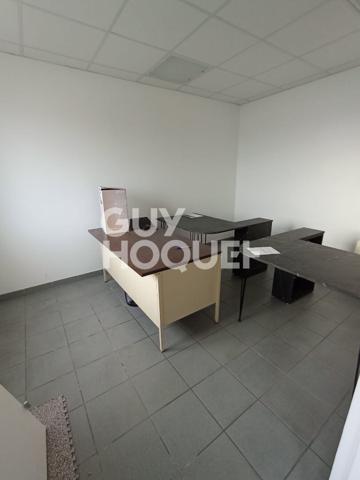 A LOUER BÂTIMENT PROFESSIONNEL / ATELIER - MARCILLY-LA-CAMPAGNE (27)