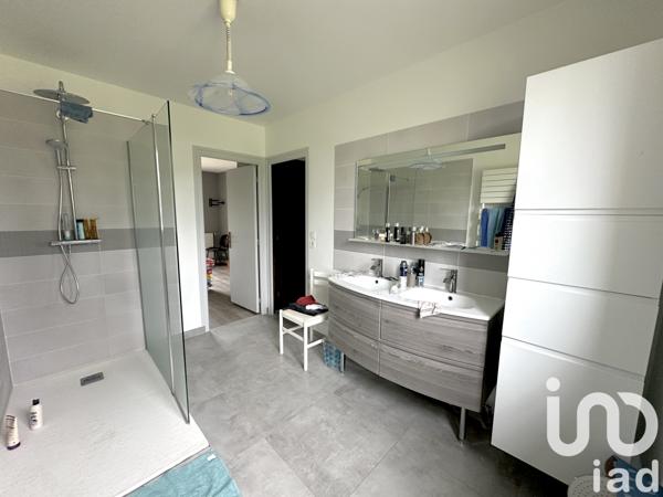 Maison à vendre 8 pièces 202 m² Josselin