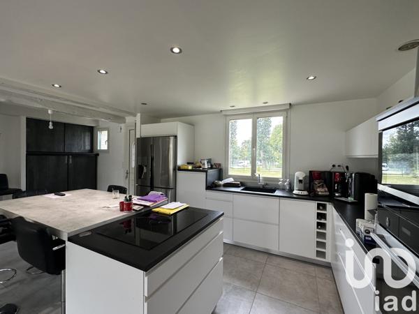 Maison à vendre 8 pièces 202 m² Josselin